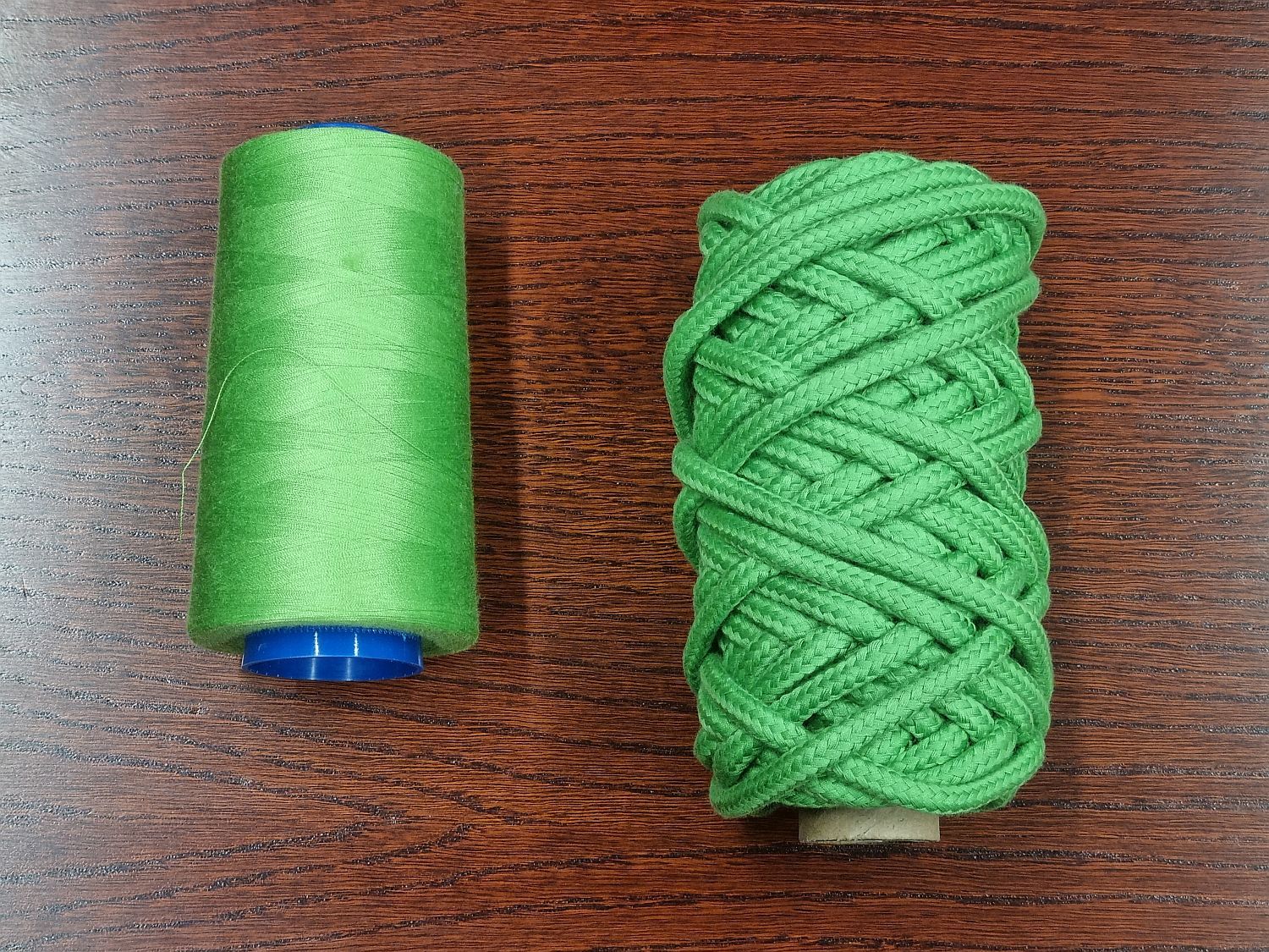 PAT606060525-2 Cordão Fio de Linha Poliéster